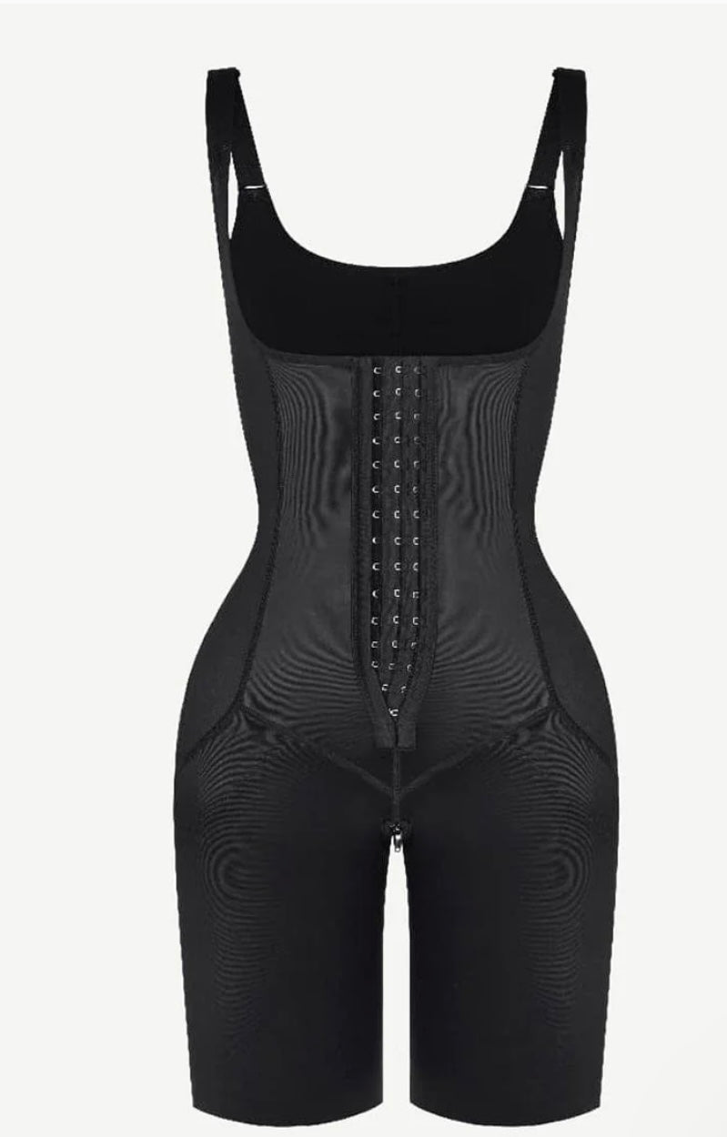 Gaine sculptante avec fermeture sur le côté